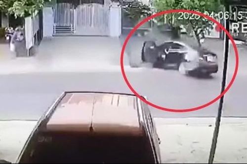 Điều tra vụ ô tô con 'giở chứng' khiến một người tử vong