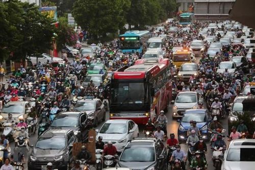 Hà Nội vẫn còn hơn 30 điểm ùn tắc giao thông