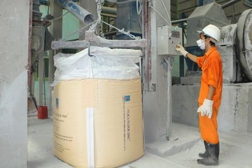 PVChem (PVC): Doanh thu 2025 dự kiến 'đi lùi' nhưng tham vọng lãi gấp đôi, cổ phiếu vẫn 'nằm sàn' sau tuần lao dốc gần 19%