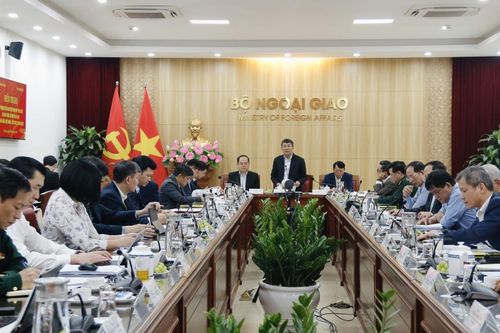 Hội nghị đẩy mạnh triển khai Hiệp định hợp tác bảo vệ và khai thác tài nguyên du lịch thác Bản Giốc (Việt Nam) - Đức Thiên (Trung Quốc)