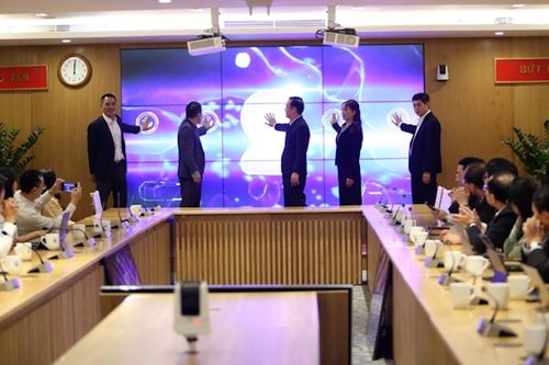 Ra mắt Cổng Thông tin điện tử sản phẩm khoa học công nghệ và chuyển đổi số