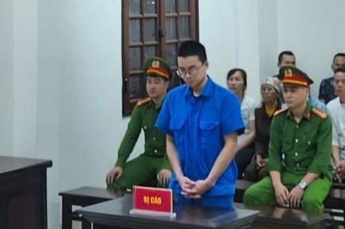 Mâu thuẫn trong sinh hoạt, gã thanh niên dùng dao đâm bạn lúc rạng sáng