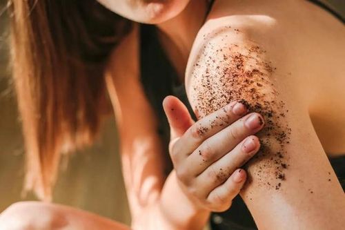 7 cách tẩy da chết toàn thân bằng nguyên liệu tự nhiên