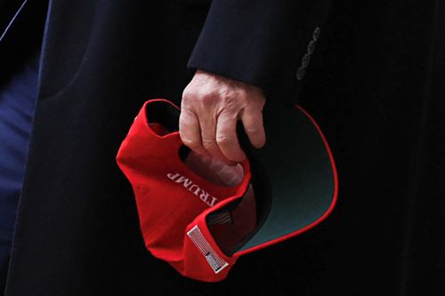 Điều gì đang xảy ra với liên minh MAGA của ông Trump?