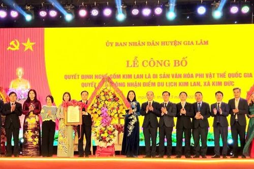 Phát triển du lịch thành ngành kinh tế mũi nhọn
