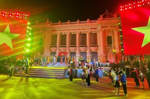 Tổ chức các hoạt động văn hóa, văn nghệ tuyên truyền đại hội Đảng các cấp