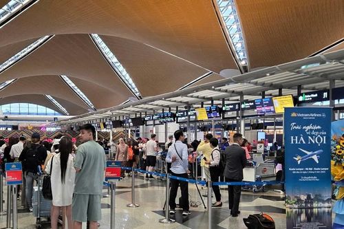 Giá vé máy bay dịp 30.4 - 1.5 cao như Tết Nguyên đán 2025