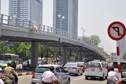 Hà Nội chế tạo 3 cầu thép di động chống ùn tắc giao thông