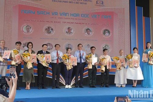Tổ chức cấp quốc gia Lễ khai mạc Ngày Sách và Văn hóa đọc Việt Nam 2025