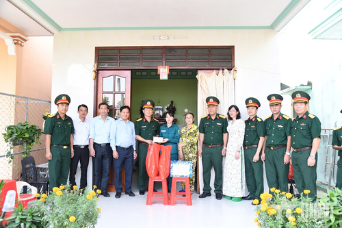 Những mô hình hỗ trợ dân quân