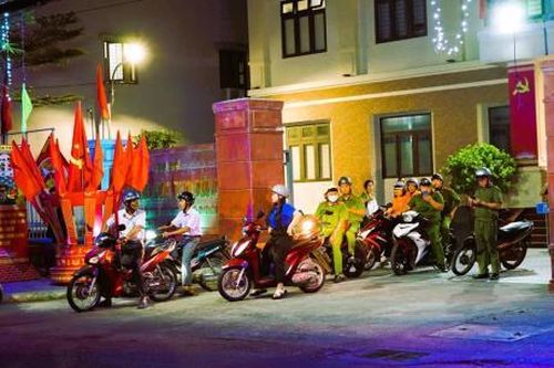 Ra quân lập lại trật tự đô thị, an toàn giao thông trên địa bàn Hòa Thọ Đông