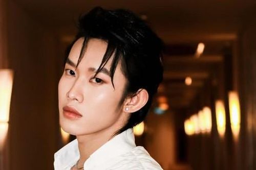 Anh tài Kay Trần lên đường vào thế giới bí hiểm trong 'truyền thuyết' của giới sinh viên nội trú Sài Gòn