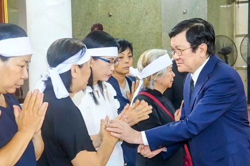 Nguyên lãnh đạo Đảng, Nhà nước viếng Giáo sư, Tiến sĩ Phan Lương Cầm