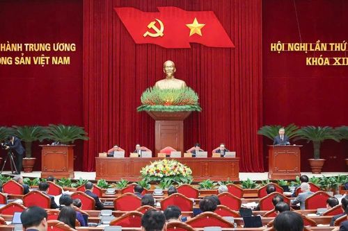 Ban Chấp hành Trung ương thi hành kỷ luật cán bộ