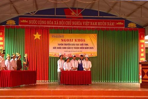 Bắc Kạn: Nâng cao nhận thức về giới tính sức khỏe sinh sản vị thành niên cho HS