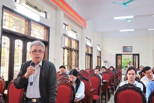 Hà Nội: 160 hộ dân kiến nghị vì chưa được cấp hộ khẩu tại đất dịch vụ