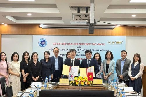 Viện Chiến lược và Khoa học pháp lý và Viện nghiên cứu Lập pháp Hàn Quốc ký kết ghi nhớ hợp tác