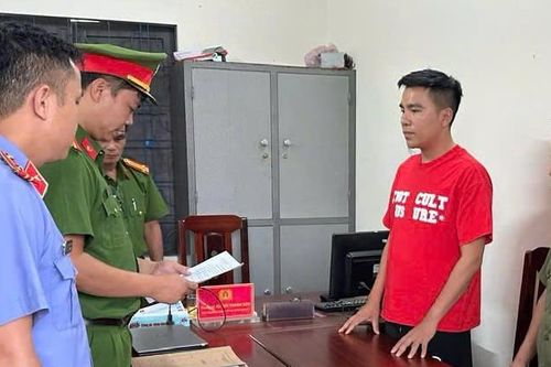 Khởi tố, bắt tạm giam TikToker Dưỡng Dướng Dường