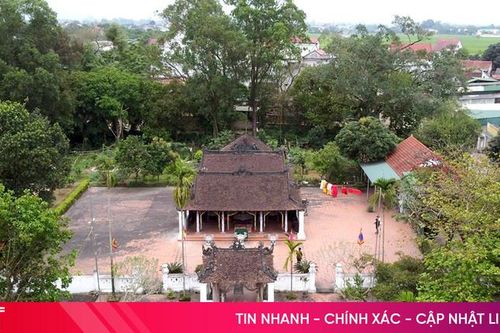 Chiêm ngưỡng ngôi đền cổ ở làng mộc nổi tiếng của Hà Tĩnh