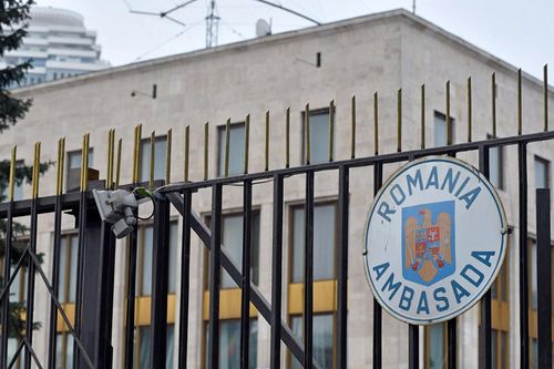 Nga trục xuất hai tùy viên quân sự Romania