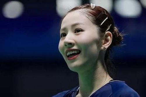 'Nữ thần cầu lông' Nhật Bản bị 'quấy rối' tại giải cầu lông châu Á 2025