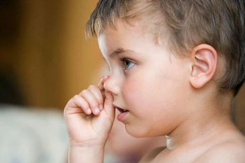 Tại sao chúng ta lại có gỉ mũi?