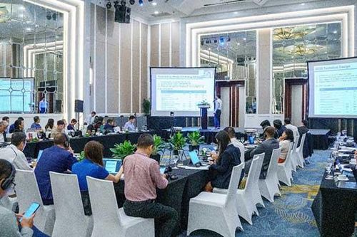 Thúc đẩy chuyển dịch năng lượng sạch tại Việt Nam