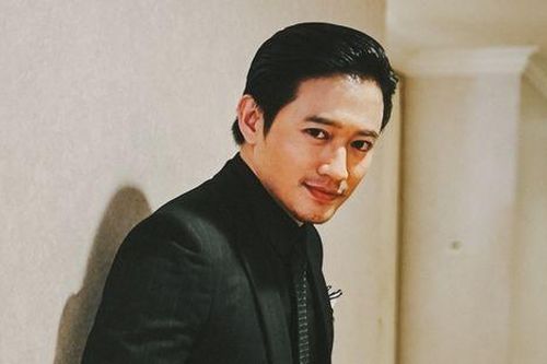 Xót xa dòng trạng thái của em trai Quý Bình