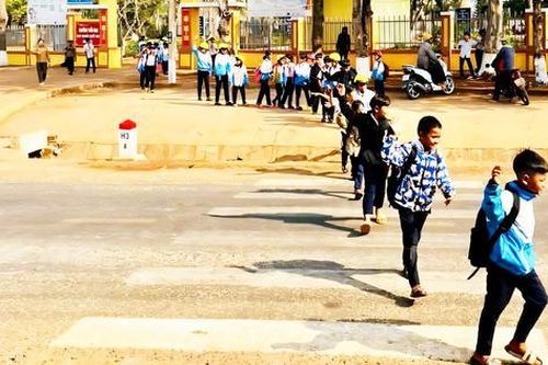Lan tỏa ý thức an toàn giao thông cho học sinh tiểu học