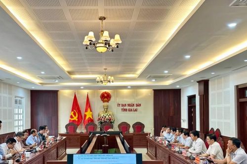 Tập đoàn Điện lực Việt Nam đề xuất đầu tư điện mặt trời nổi 1026 MW và mở rộng 2 nhà máy thủy điện 250MW