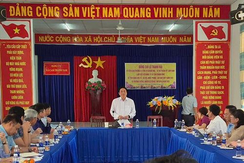 Bí thư Thành ủy Cam Ranh Lữ Thanh Hải làm việc với Đảng ủy xã Cam Thành Nam về tình hình kinh tế - xã hội quý I