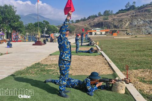 Tiểu đoàn Huấn luyện chiến sĩ mới, Sư đoàn Phòng không 377 tổ chức kiểm tra bắn tập đạn thật bia số 4