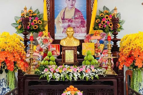 Bình Định: Lễ húy nhật Hòa thượng Thích Tâm Hoàn tại tổ đình Long Khánh