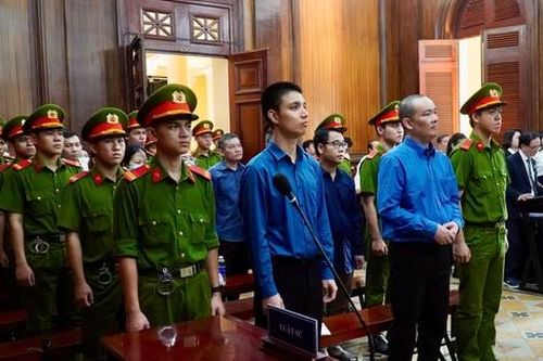 Cựu giám đốc Trung tâm Dạy nghề lái xe Sài Gòn bị đề nghị mức án 12 năm tù