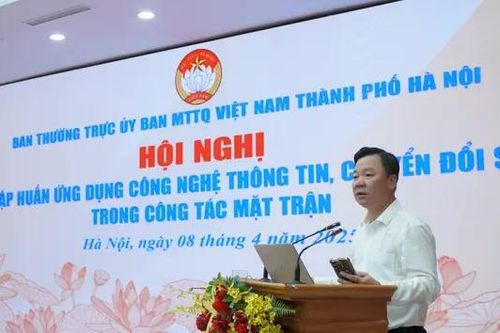 Cán bộ Mặt trận Tổ quốc tiên phong trong chuyển đổi số