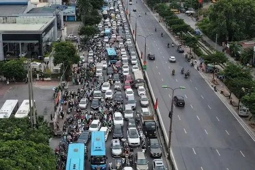 Hà Nội xử lý hai điểm ùn tắc giao thông trong quý I/2025