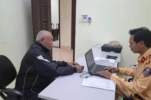 Liên tiếp vụ đâm gãy barie, ngành đường sắt ra cảnh báo