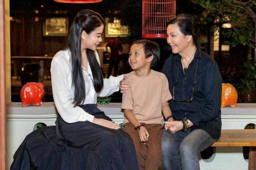 Dàn diễn viên tăng tốc tập luyện cho những cảnh quay chính của 'Chrysalis – Chiếc kén'