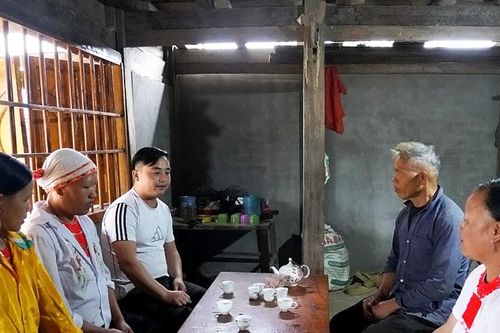 Lắng nghe nhân dân, tăng cường đồng thuận xã hội