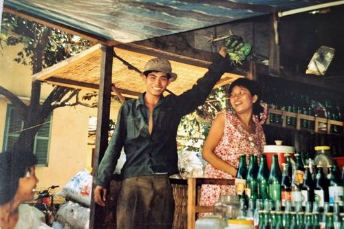 Khách Tây kể chuyện đi xe khách, uống cà phê tại Việt Nam năm 1994