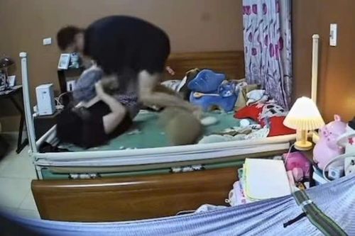 Người vợ bị DJ đánh dã man: 'Tôi bỏ qua, còn rất thương chồng'