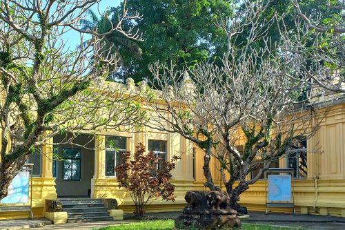 Cần bước chuyển thực chất để không 'lỡ hẹn' với văn hóa