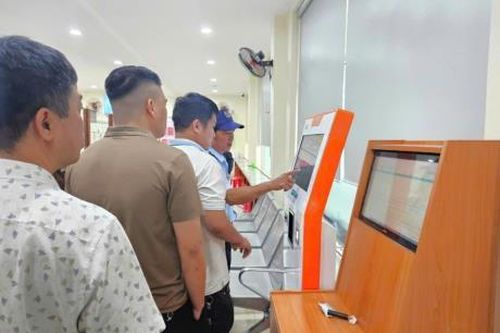 Lượng người làm thủ tục liên quan đến đất đai tại Ngũ Hành Sơn đã hết 'nóng'