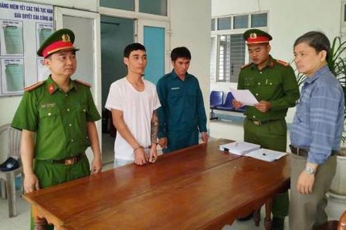 Người thân cũng không tha