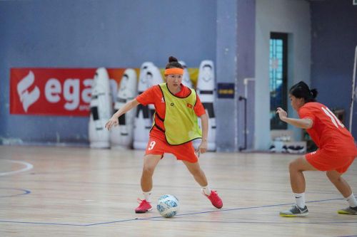 Đội tuyển futsal nữ Việt Nam đầy đủ lực lượng