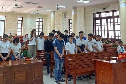 Tuyên án nhóm lừa đảo có 'đại bản doanh' tại Campuchia