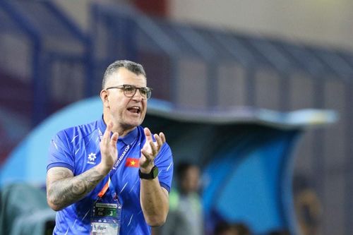 HLV Cristiano Roland : 'U17 Việt Nam đã chiến đấu bằng cả trái tim'