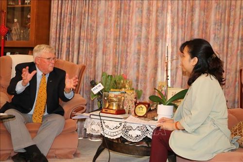 50 năm Thống nhất đất nước: Học giả Australia ấn tượng với 50 năm chuyển mình của Việt Nam