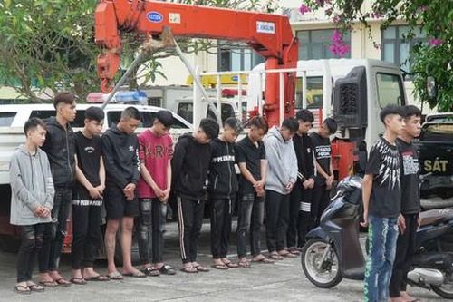 Quảng Ngãi: Bắt nhóm truy đuổi chém người làm 1 người chết, 2 người bị thương