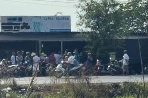 Phát hiện nữ chủ quán cà phê tử vong bất thường cạnh nhà tắm